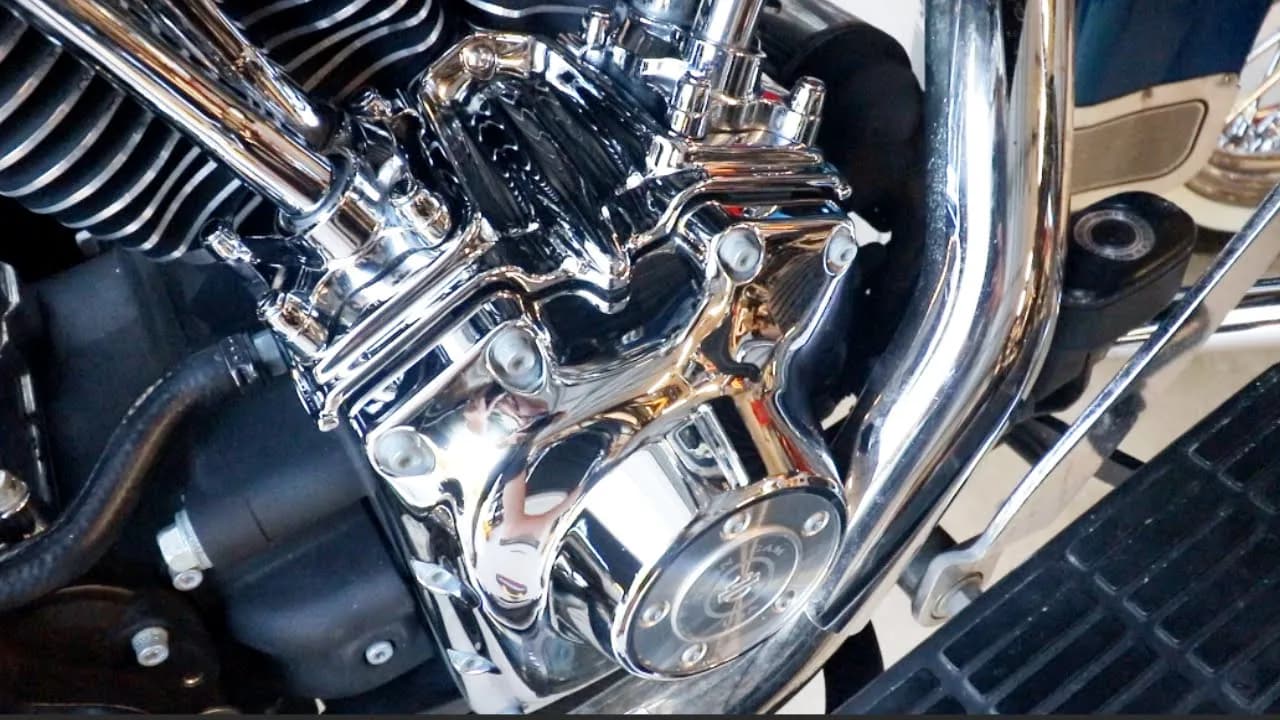 Kuryakyn Tappet Block Accent Cover Installation