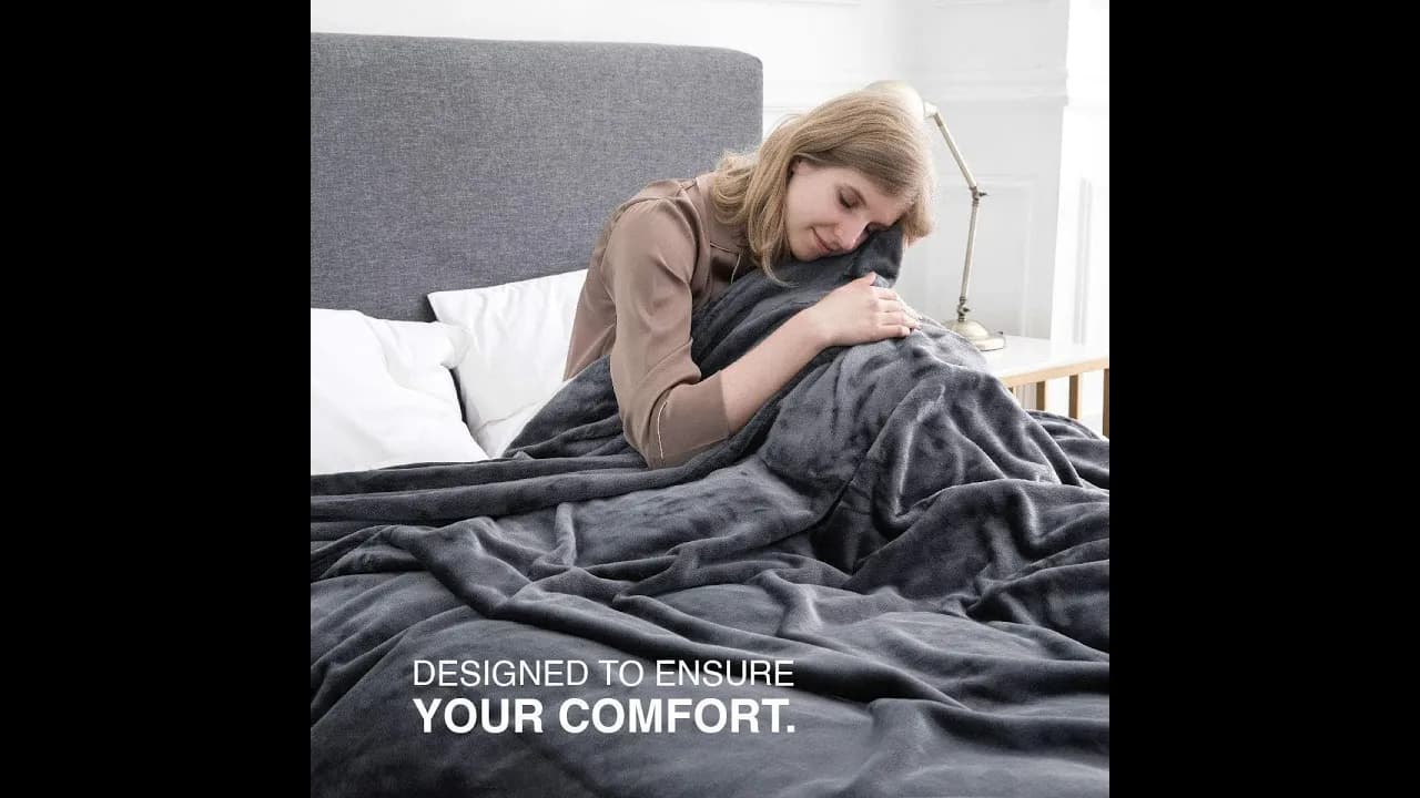 Transform Your Space with CCozyGlam's Fleece Blanket Throws!